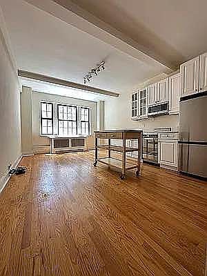 1st image of 134 W 58th St #7E