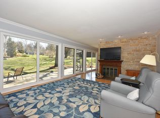 5858 Fleming Ct, Greendale, WI 53129