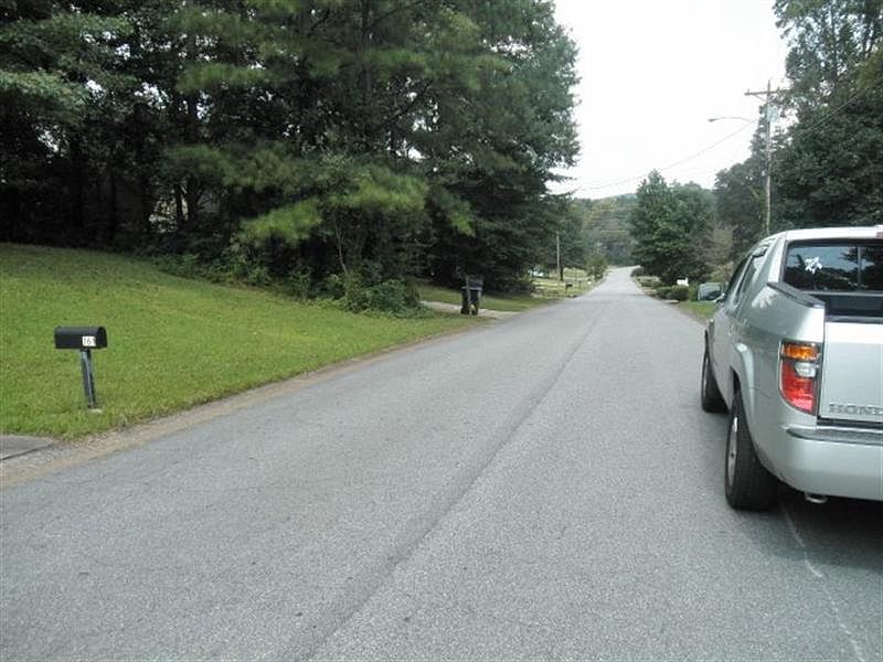 1st image of 164 Riverchase Dr