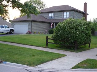1301 Saint Croix Ave, Naperville, IL 60564