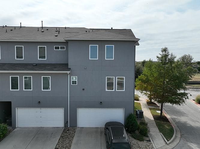 1st image of 7201 Bassett Ct