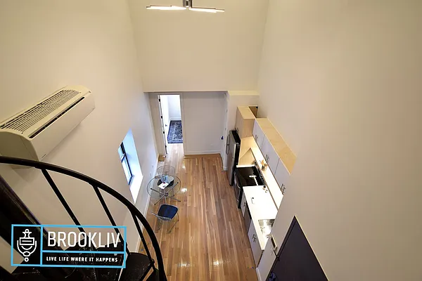 Rented by null | media 10