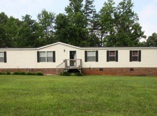 723 Cape Hickory Rd, Hickory, NC 28601