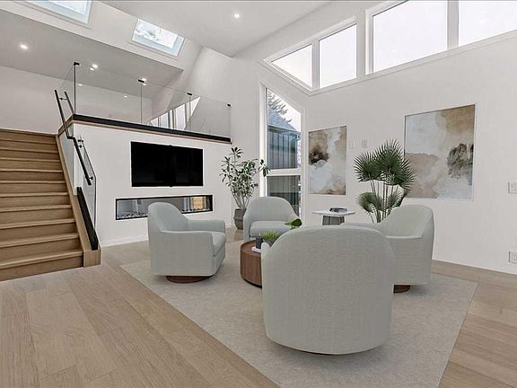 2nd image of 13016 W Lake Twintree Rd SE