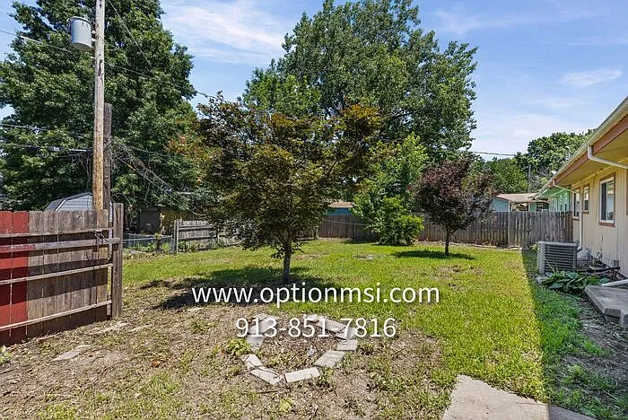403 Shawn Dr — Photo 28
