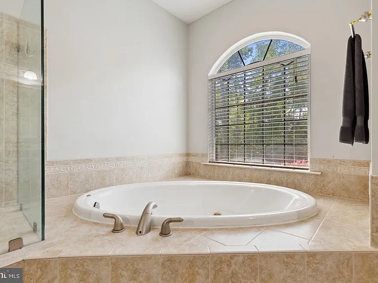 17205 Dewpoint Pl — Photo 27