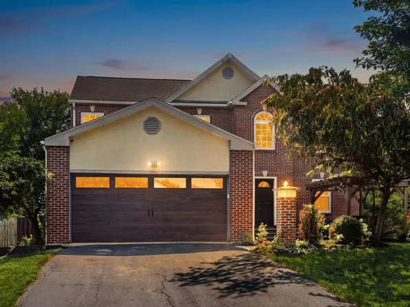 6575 Rivers Edge Dr, Lewis Center, OH 43035