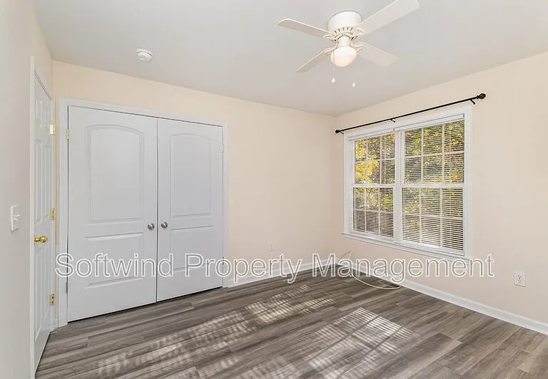 1519 Elmwood Ave — Photo 14