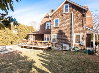 127 Allen Ave, South Kingstown, RI 02879