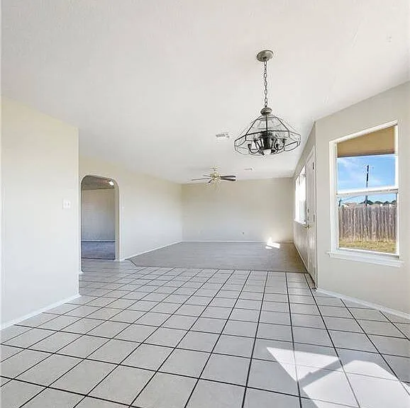 Dinette area leading to family room