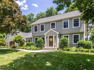 9 Brisbane Hill Dr, Colts Neck, NJ 07722