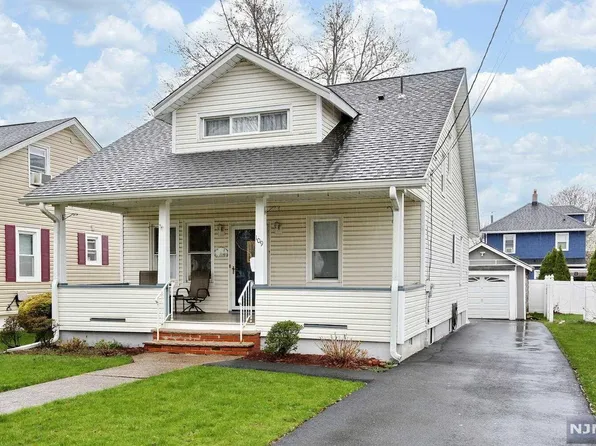 109 Stone St, Maywood, NJ 07607
