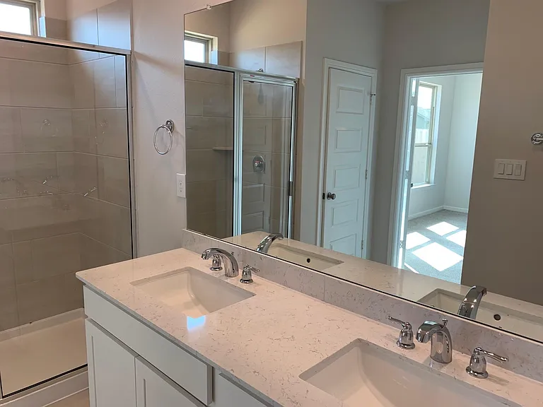 8022 Cliffside Terrace Ct — Photo 21