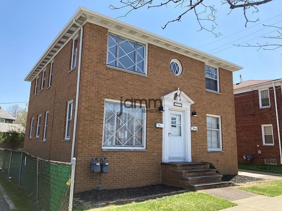 1st image of 6099 Ridge Rd #1