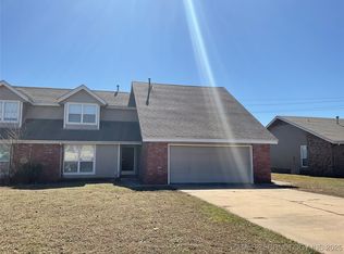 8310 E 65th Pl, Tulsa, OK 74133