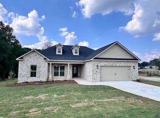 112 Lighterknot Trl, Perry, GA 31069