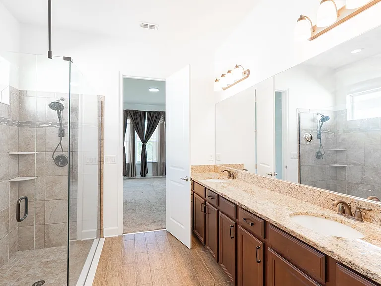 10667 Cardera Dr — Photo 31