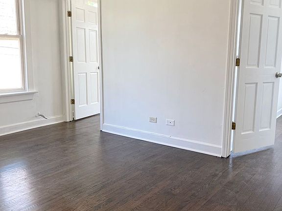 5th image of 7114-7116 S Blackstone Ave #2