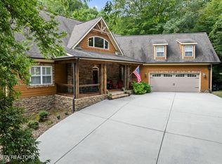 106 Sunshine Way, Townsend, TN 37882