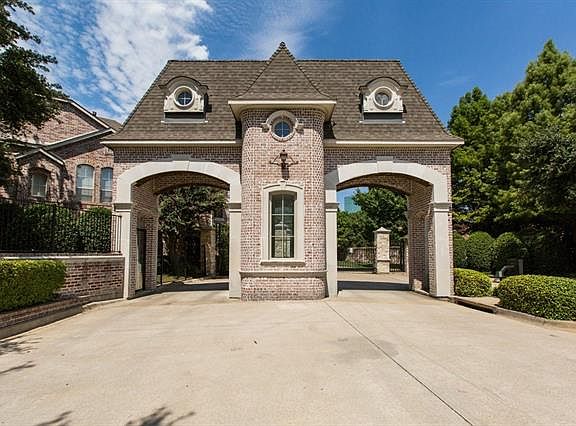 2nd image of 18363 Frankford Lakes Cir