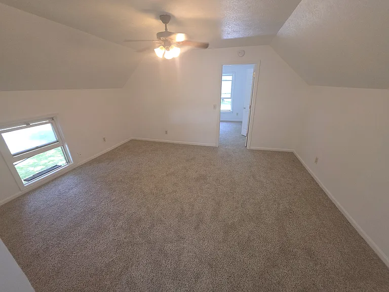 988 Corunna Ave #2 — Photo 5