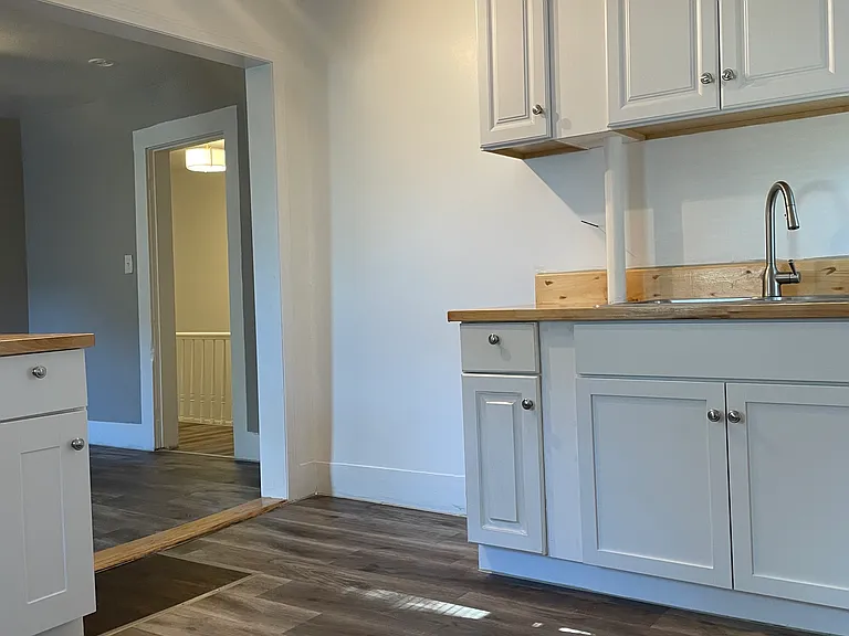 114 N Whitney St #2 — Photo 2