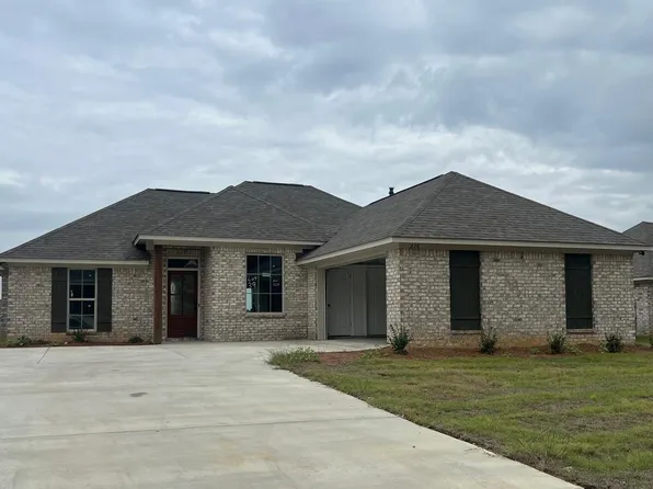 228 Hemingway Cir, Canton, MS 39046