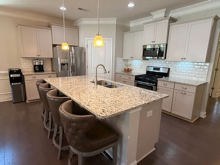 4227 Legacy Dr — Photo 2