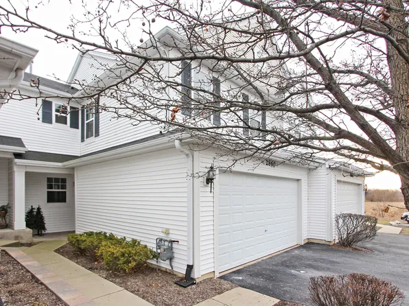 2860 Glacier Way Unit E, Wauconda, IL 60084