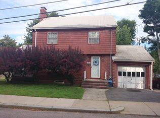 12 Latin Rd, West Roxbury, MA 02132