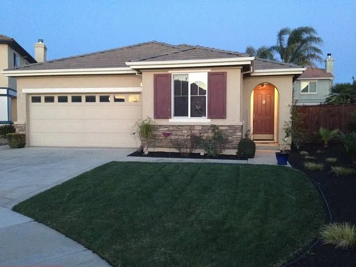 504 Piatta Ct photo 1