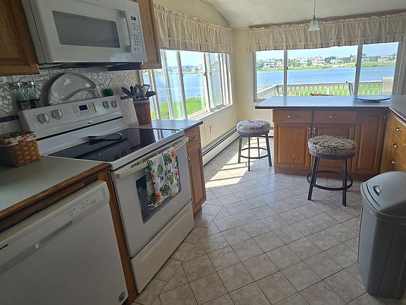 4th image of 9 54th St