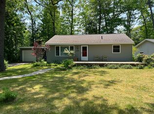 2020 Chippewa St, Traverse City, MI 49686