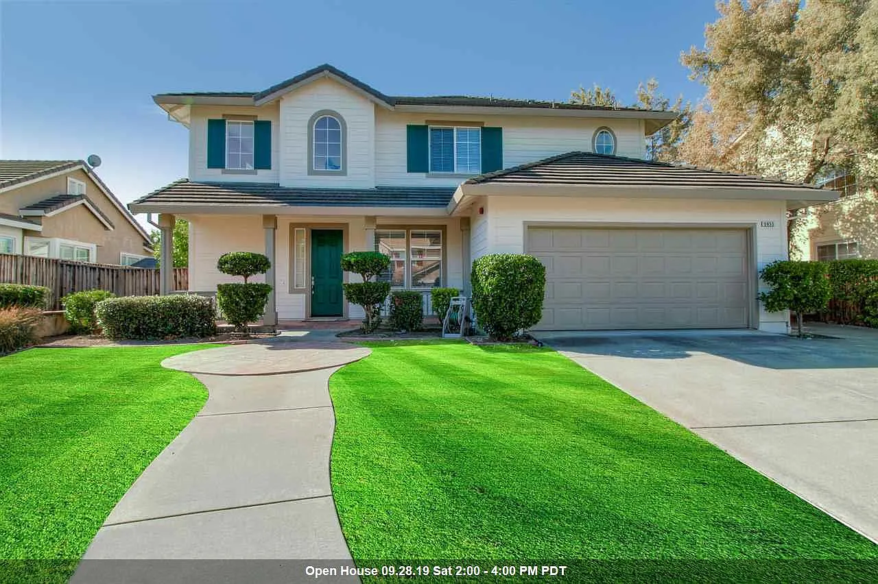 5853 Lobelia Way photo 1