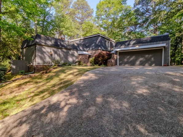 236 Davis Woods Dr, Columbus, MS 39705