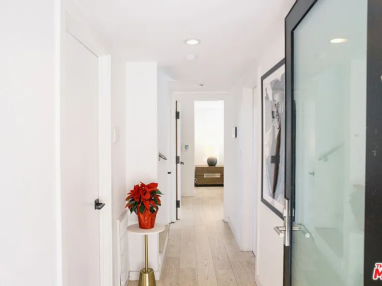 8297 Presson Pl — Photo 3