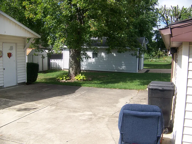 1507 Schultz Pl — Photo 10