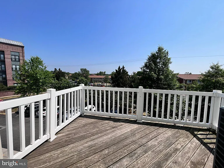 5605 Harrington Falls Ln #F — Photo 18