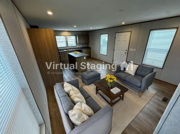 3510 N 9th St #47, Carter Lake, IA 51510