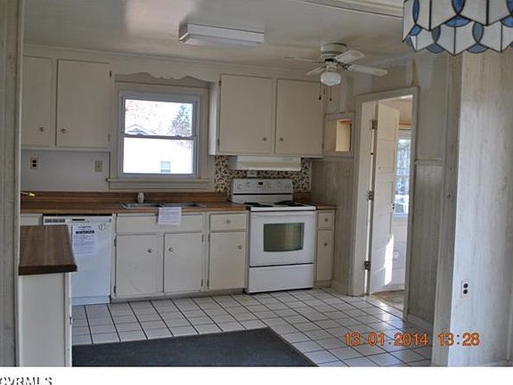 2nd image of 4233 Hollywood Dr