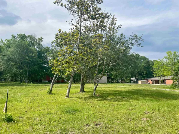 940 Harvey Ln, Vidor, TX 77662