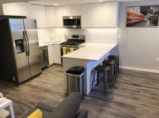 2965 N Lawndale Ave #G, Chicago, IL 60618