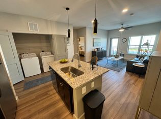 Allum at South Post Oak, Houston, TX 77045