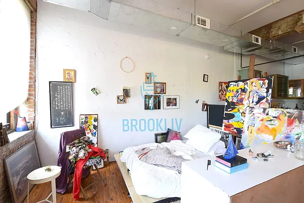 Rented by null | media 9