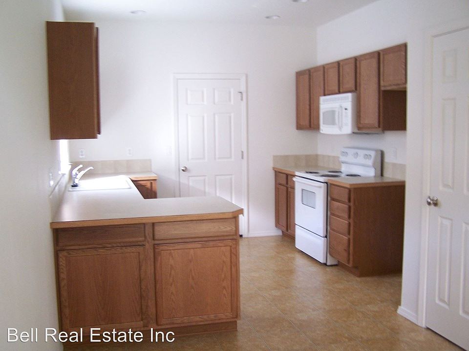 2nd image of 25232 Stellar Ave