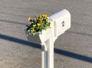 12 Gilbert St, Fairhaven, MA 02719