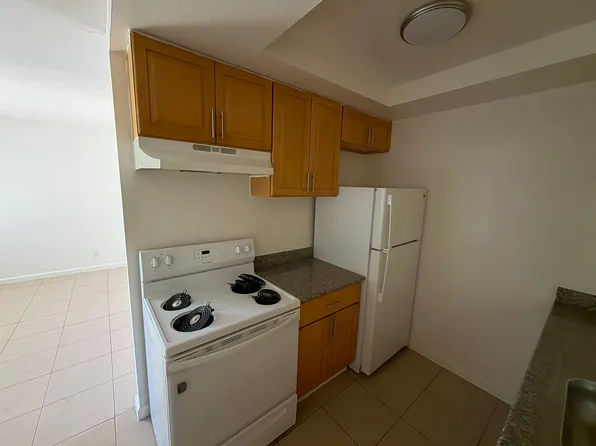 927 Fitzuren Rd, Antioch, CA