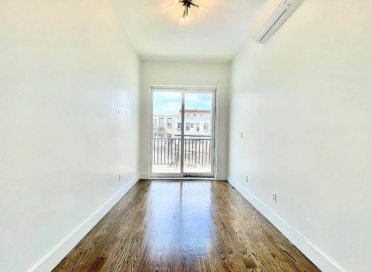 187 Johnson Avenue — Photo 4