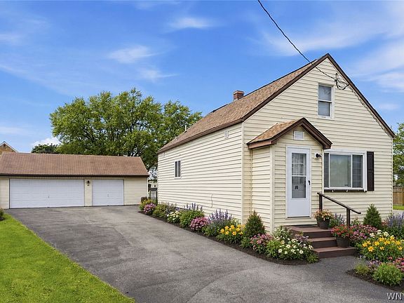 3rd image of 80 Helen St