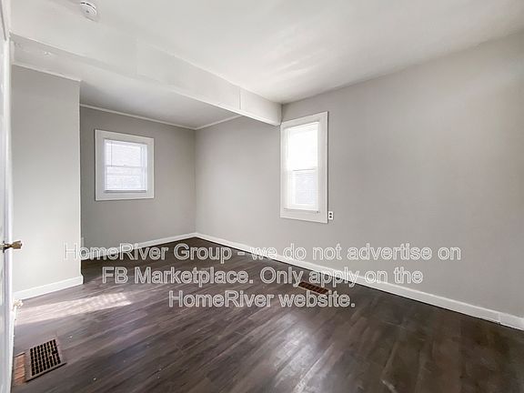 5th image of 3209 E 69th St